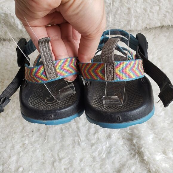 Chaco Rainbow Strap Sandals Youth size 4 - Picture 3 of 5
